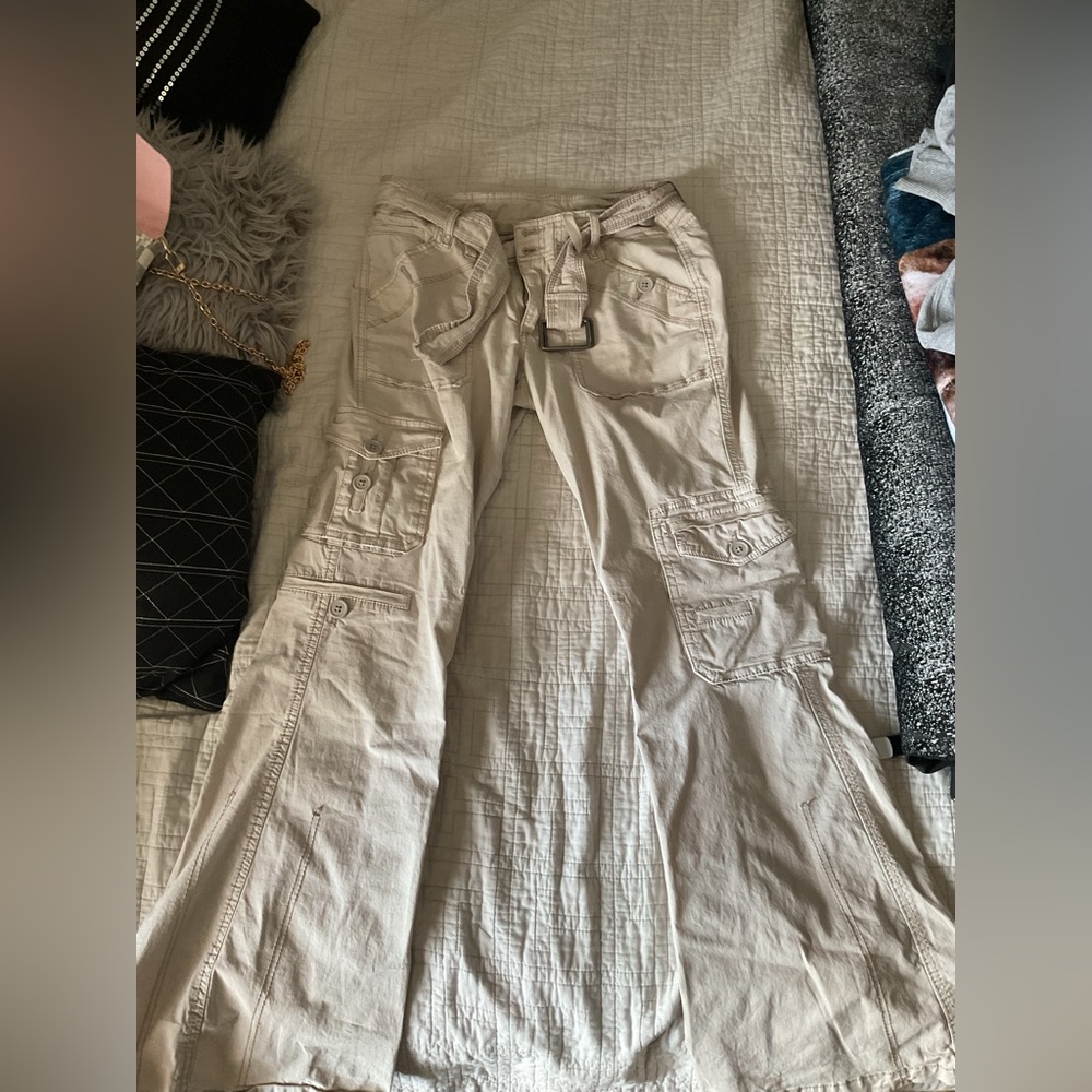 Cargos